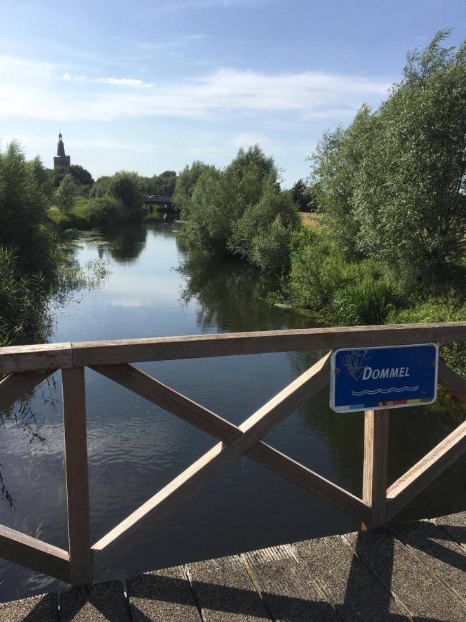 De Weije Wereld Panzió Sint-Oedenrode Kültér fotó